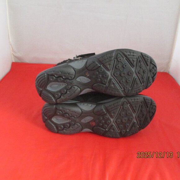 Easy Spirit Epic Cold Weather Side Zip Booties $109 - US Size 7 - Black - 1415 - Picture 8 of 10